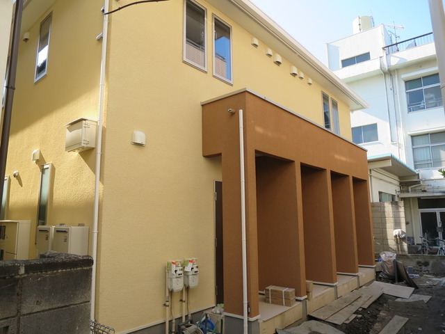 その他共有部分　オシャレな外観の建物です♪