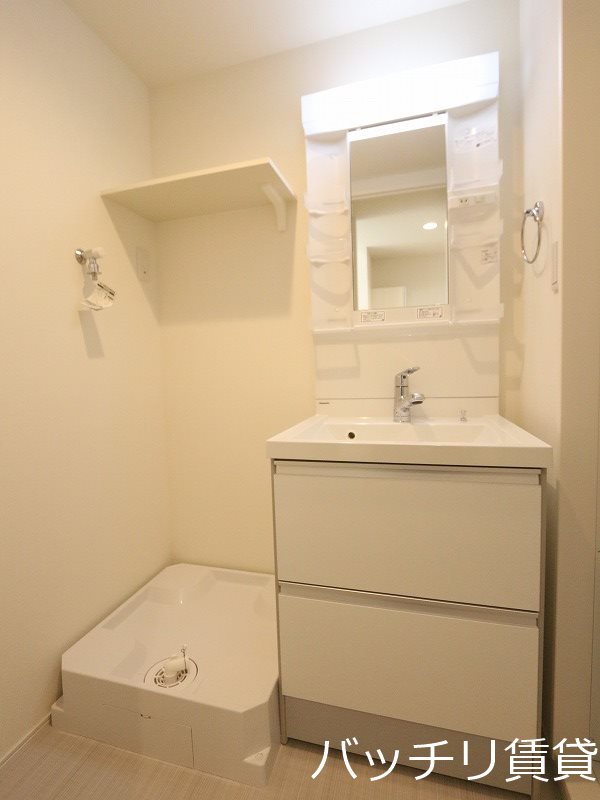 洗面設備　同型タイプの為、現状を優先致します。