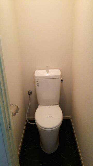 トイレ　※別号室参考写真