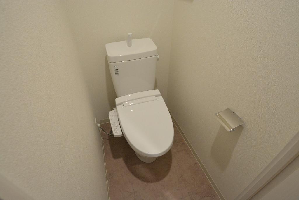 トイレ　シャワー付トイレ