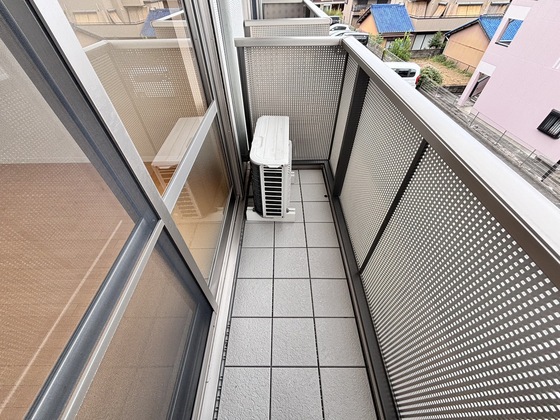 バルコニー　ベランダ