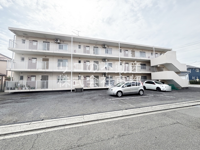 建物外観　丈夫な鉄筋コンクリート造マンションです☆