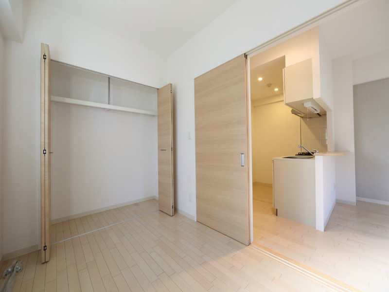 その他部屋・スペース　洋室4.5帖　ＬＤＫ15.48帖と繋げても仕切っても使えます