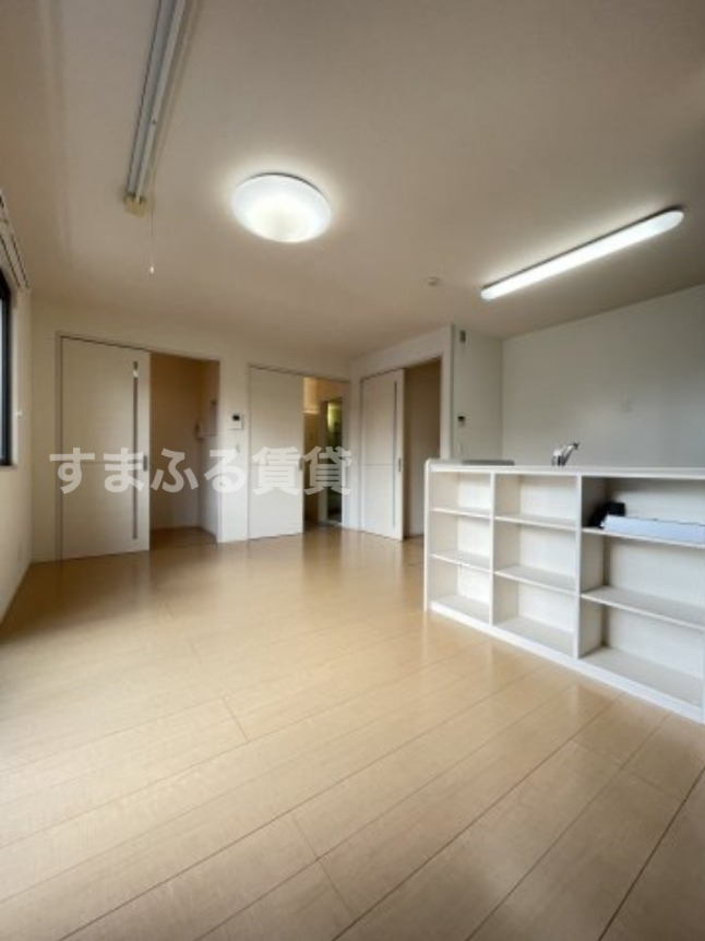 居室・リビング　同仕様　反転タイプ