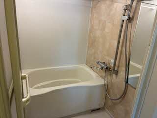 バス・シャワールーム　浴室