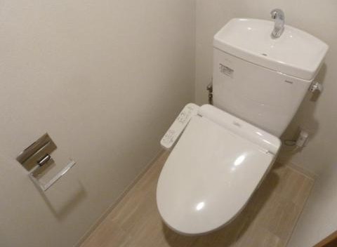 トイレ　写真は参考画像となっております