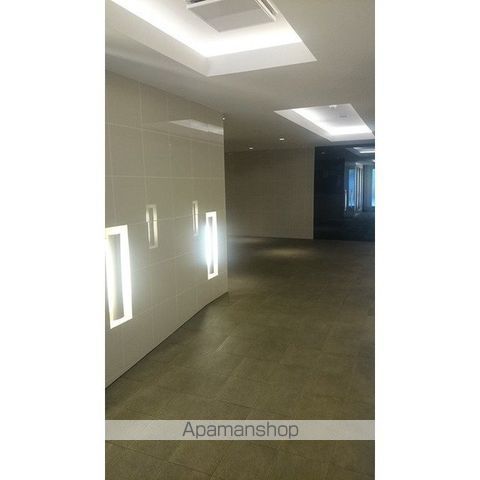 ロビー　ロビー