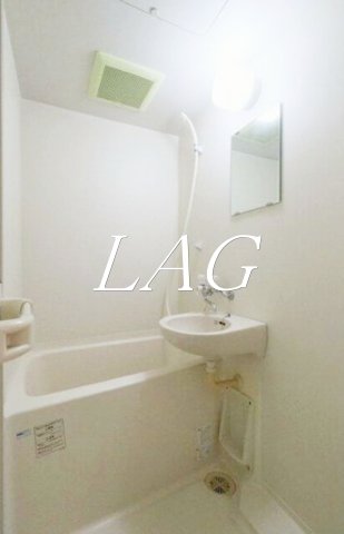 バス・シャワールーム　お風呂です。