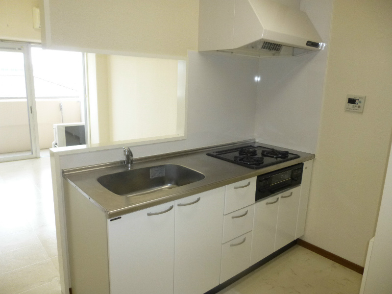 キッチン　※別部屋写真