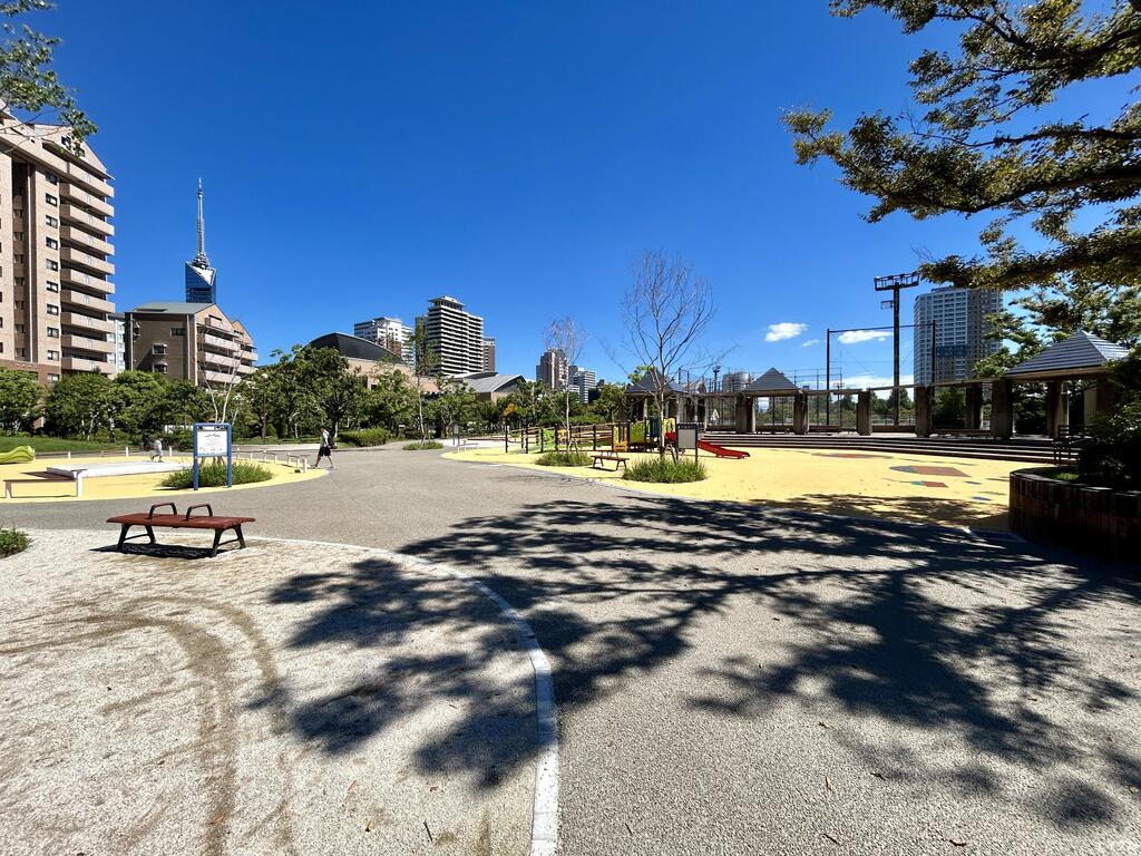 公園　百道中央公園（公園）まで475m