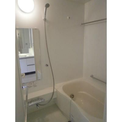 バス・シャワールーム　☆ゆっくりくつろげるお風呂☆