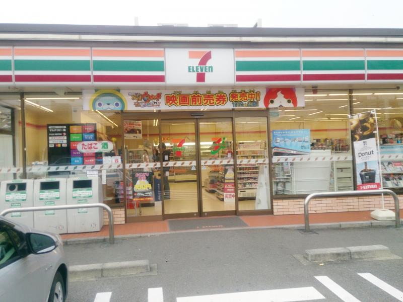 コンビニ　セブンイレブン 一宮向山町1丁目店（コンビニ）まで124m