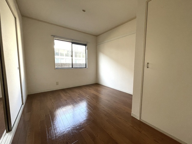 その他部屋・スペース　5.5帖の洋室です♪