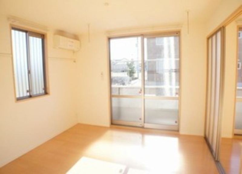 居室・リビング　図面と現状に相違がある場合には現状を優先