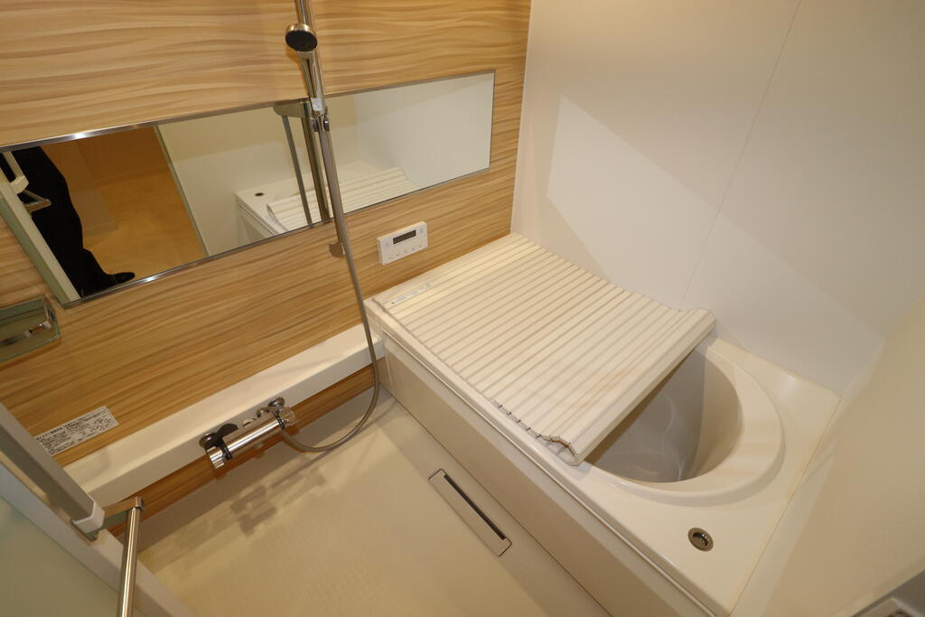 バス・シャワールーム　浴室：別号室の写真