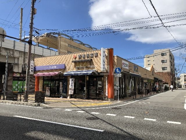 飲食店　五十二萬石如水庵 香椎店（飲食店）まで342m