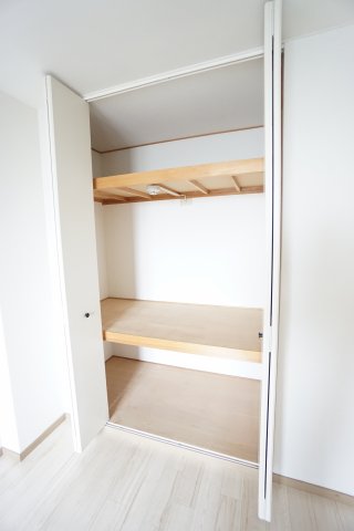 収納　※同物件・反転タイプの写真です。