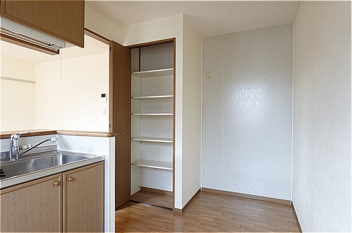 その他設備　パントリー