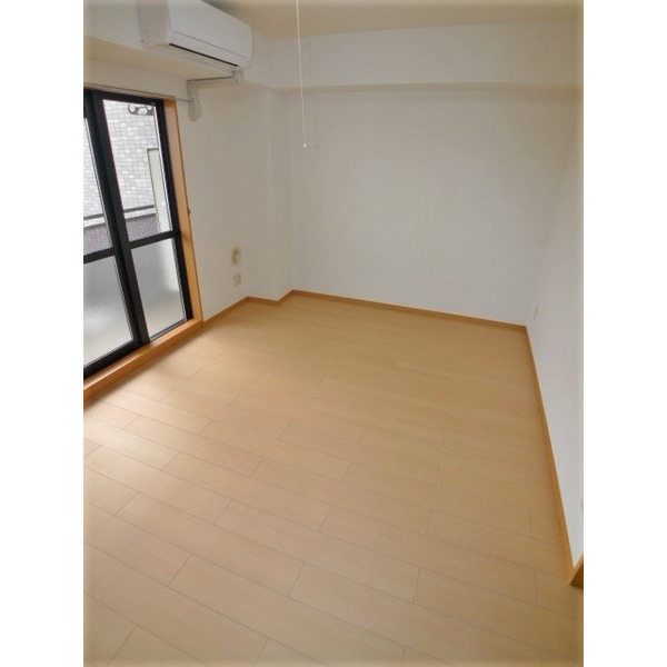 居室・リビング　別室参考写真