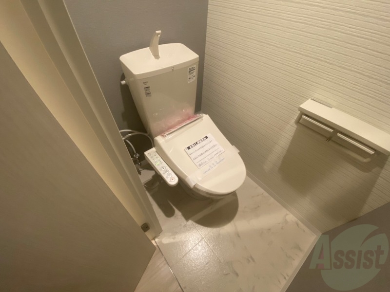 トイレ　トイレです。ウォシュレット付を探している方、おすすめです。