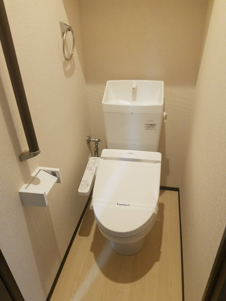 その他　温水洗浄付便座でリラックスタイム。