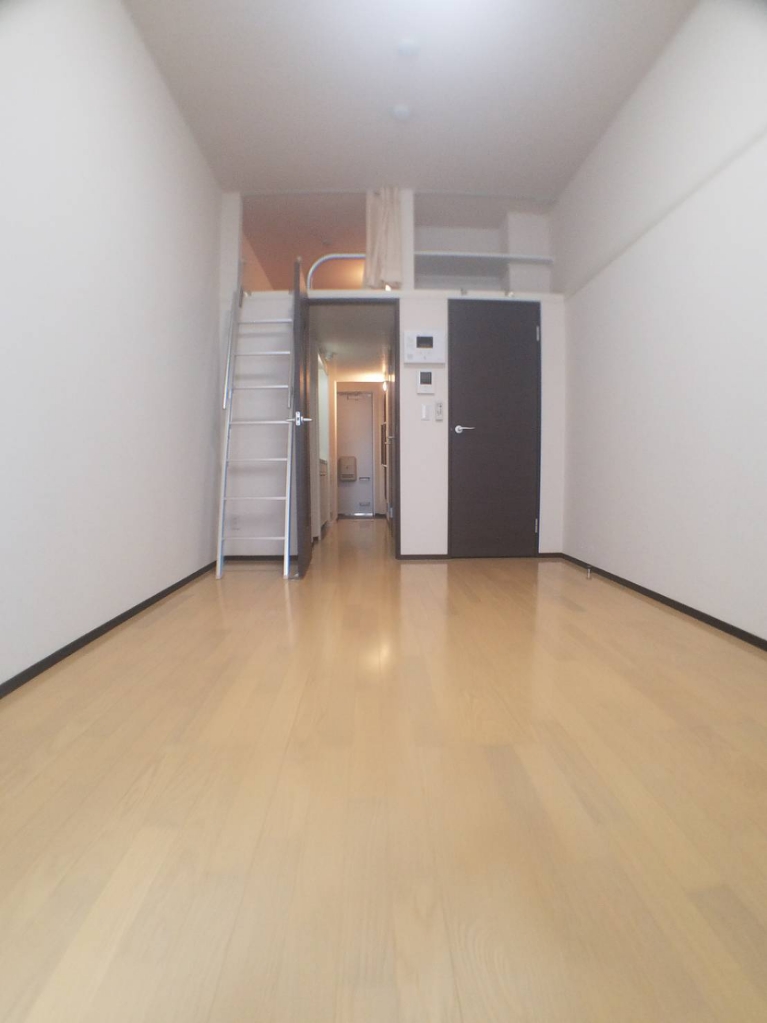 居室・リビング　綺麗なお部屋で一人暮らしスタート！