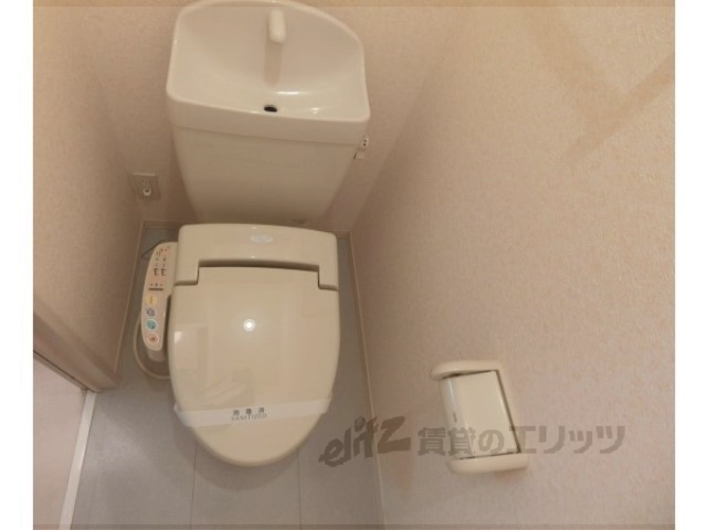 トイレ　洗浄機能付き