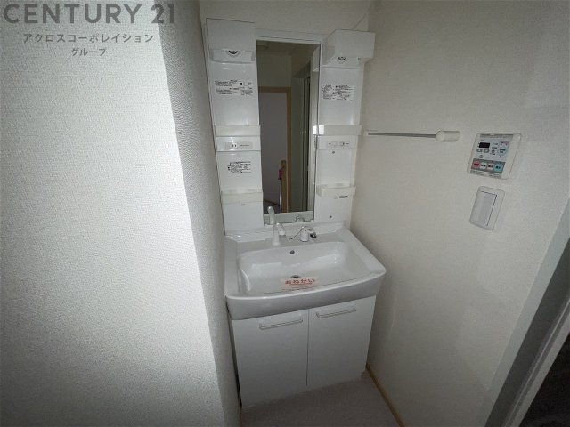 洗面設備　洗髪洗面化粧台付き♪