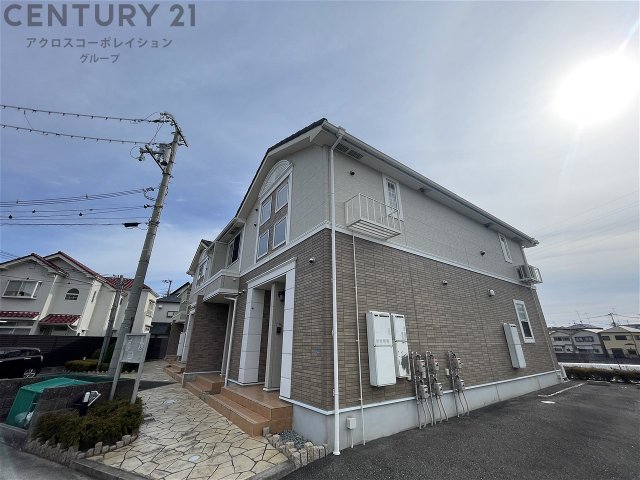 建物外観　TV付きインターホンついてます♪