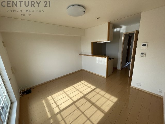 居室・リビング　エアコン付きで初期費用を抑えられます♪