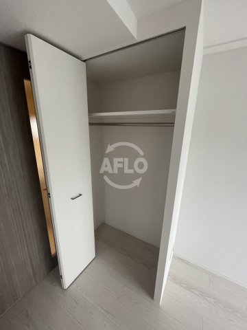 収納　エスリードレジデンス大阪福島イースト　クローゼット