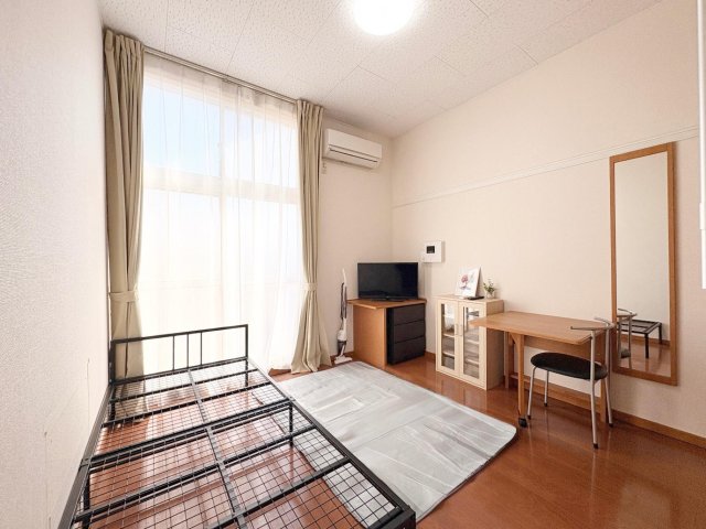 居室・リビング　1ヶ月分賃料サービス☆家電家具付☆セルフ内見◎初期費5万以下