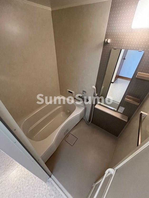 バス・シャワールーム　ゆったり過ごせるお風呂です