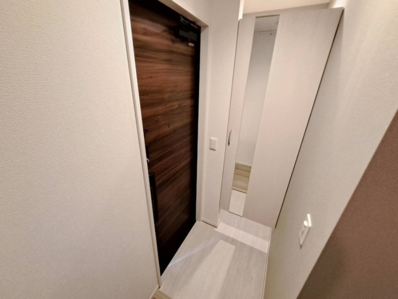 玄関　図面と現状に相違がある場合には現状を優先