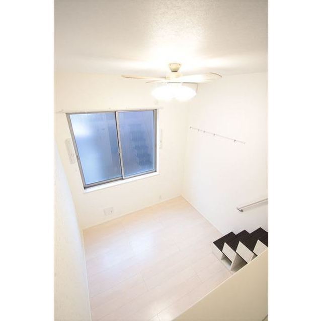 その他部屋・スペース　明るい色調の室内です