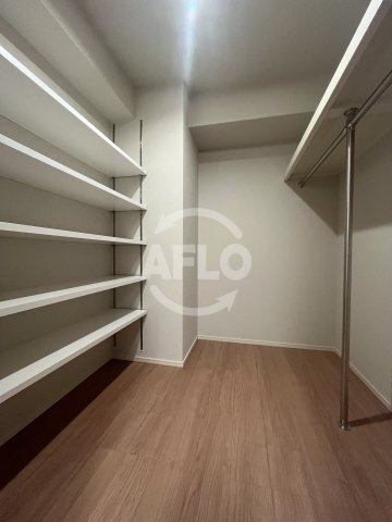 収納　ウォークインクローゼット