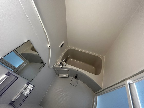 バス・シャワールーム　※別部屋の写真です