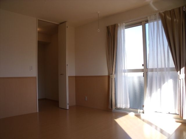 その他部屋・スペース　陽光が気持ちよいお部屋