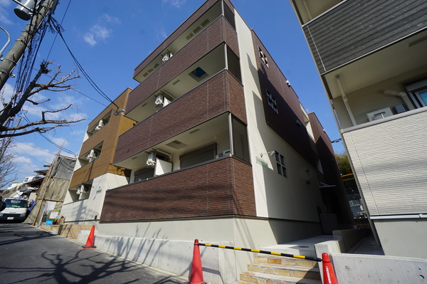 建物外観　オンライン内覧実施中