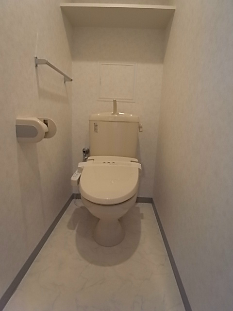 トイレ　シャワートイレ