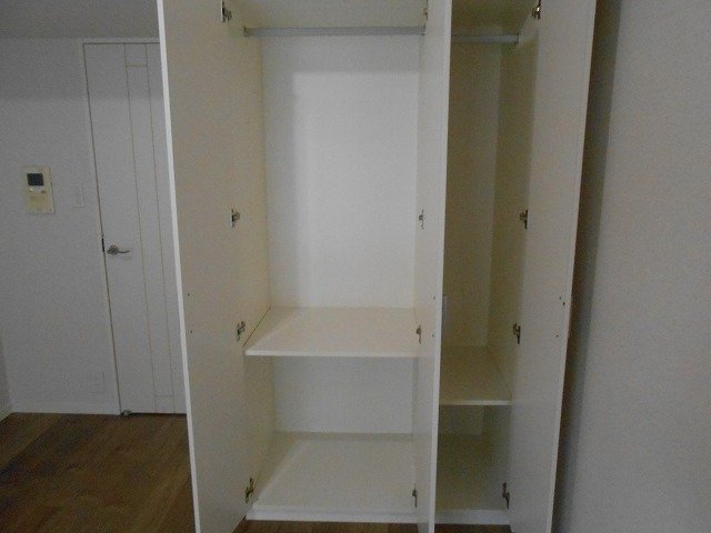 収納　クローゼット