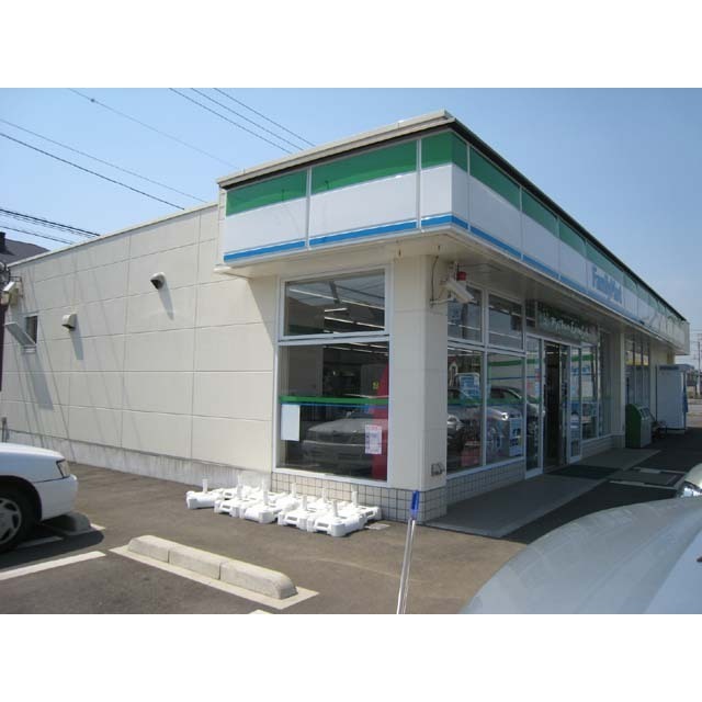 コンビニ　ファミリーマートつくば葛城店（コンビニ）まで257m