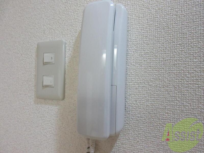 セキュリティ　もしもし、来客の確認は必ずしてからドアを開けてくださいね