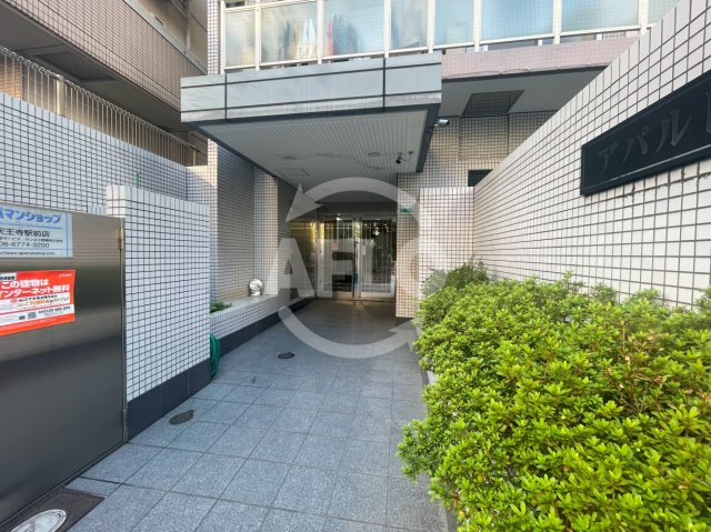 エントランス　アパルト松崎　エントランス