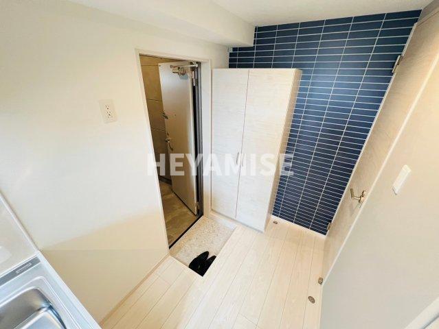 玄関　※室内画像は別号室のもの