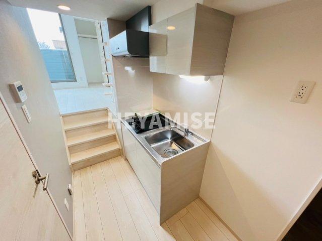 キッチン　※室内画像は別号室のもの