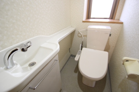 トイレ　※修繕中