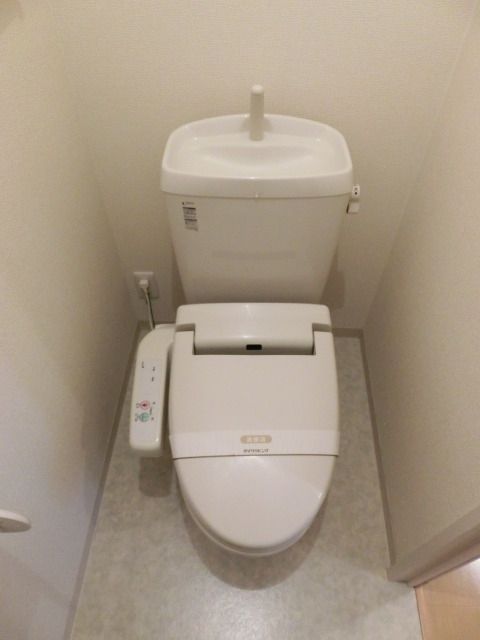 トイレ　お問合せはタウンハウジングまで！※現地待合わせ相談可能