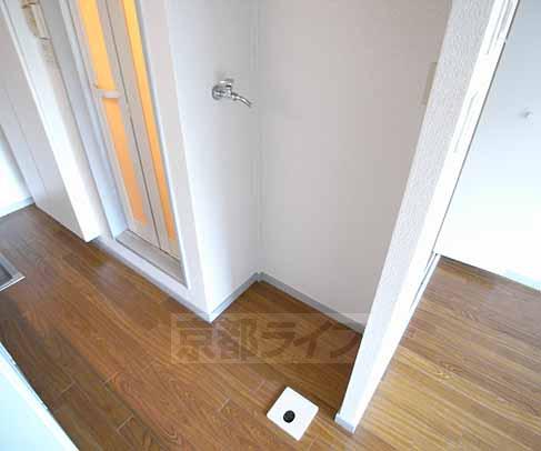 洗面設備　洗濯機おけます。