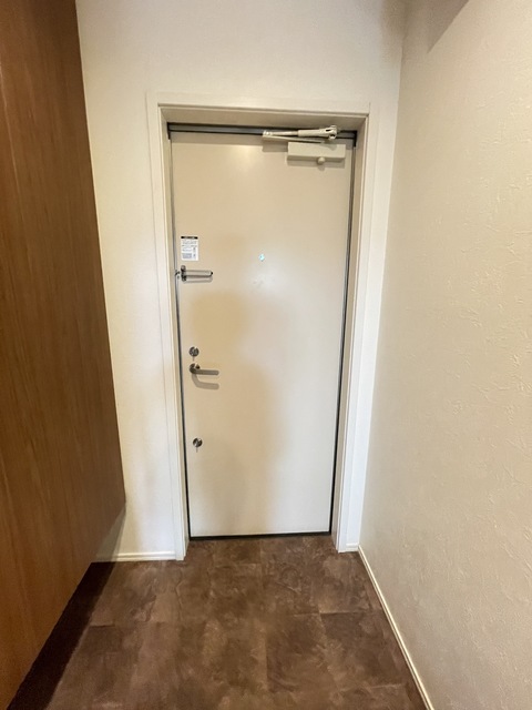 玄関　別部屋参考写真です